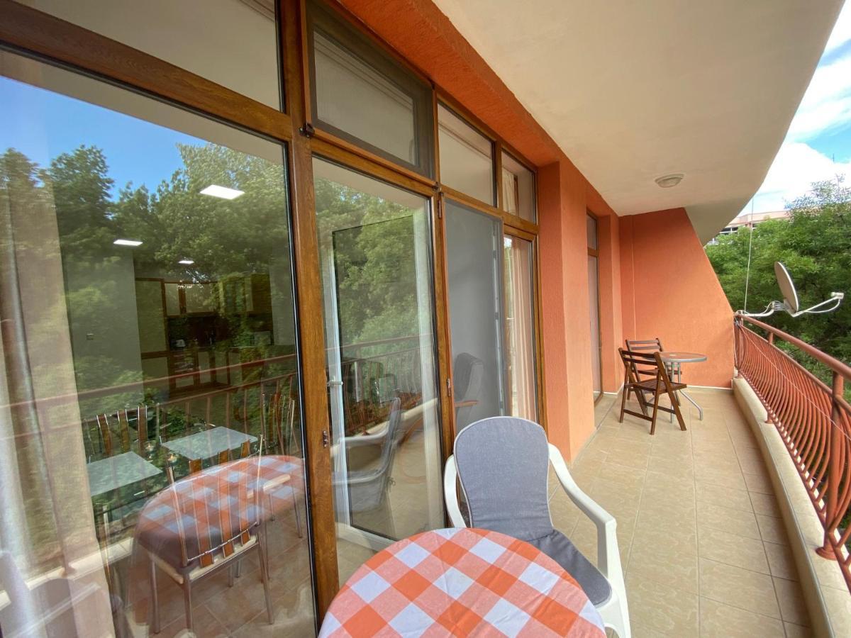 One Bedroom Apartment Anita А15 Солнечный берег Экстерьер фото